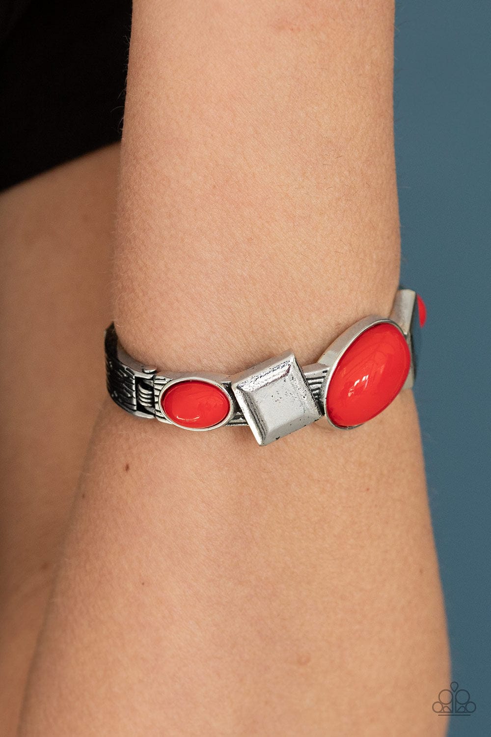 Paparazzi Accessories Bracelet Abstract Appeal - Red