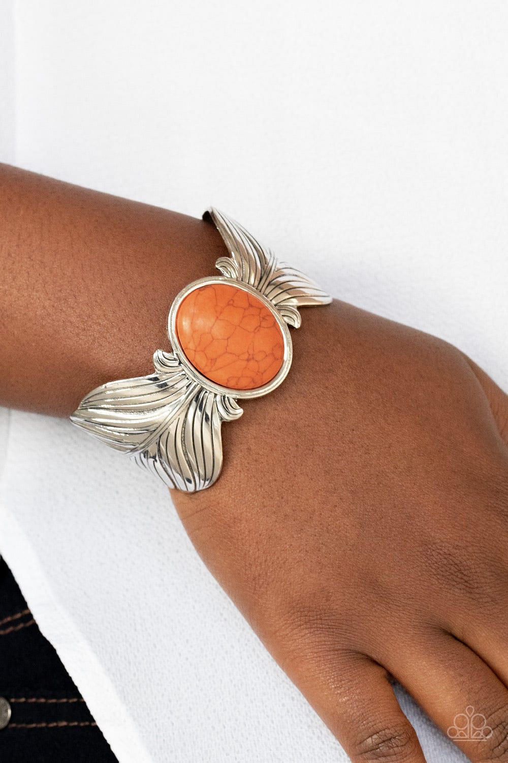 Paparazzi Accessories Bracelet Born to Soar - Orange