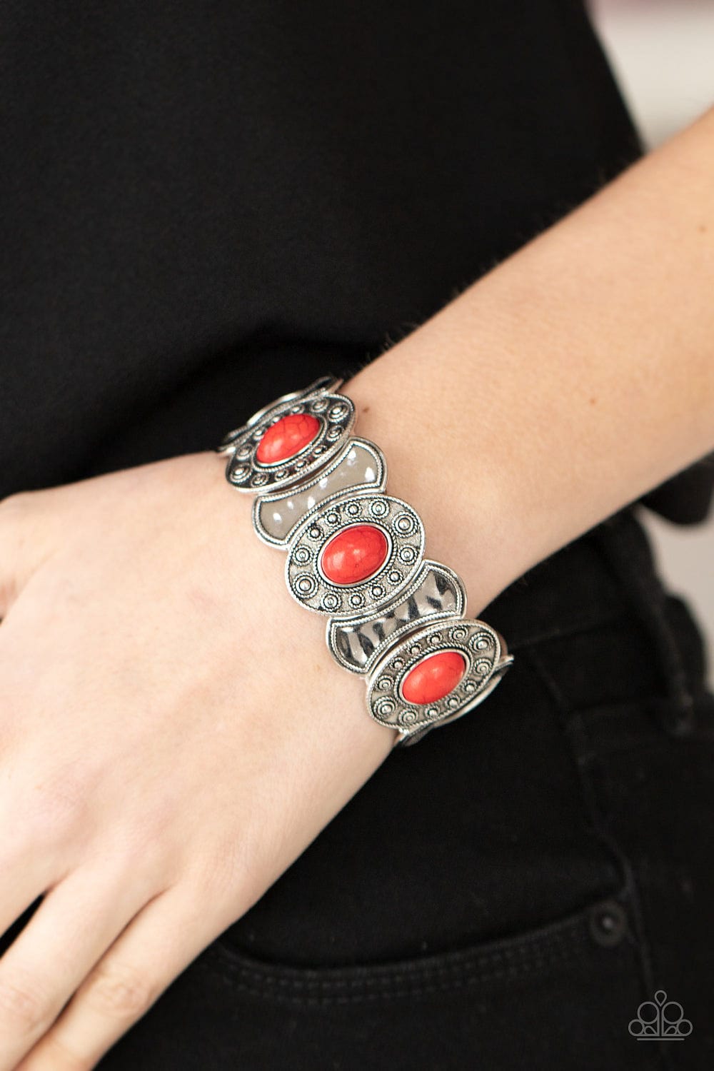 Paparazzi Accessories Bracelet Desert Relic - Red