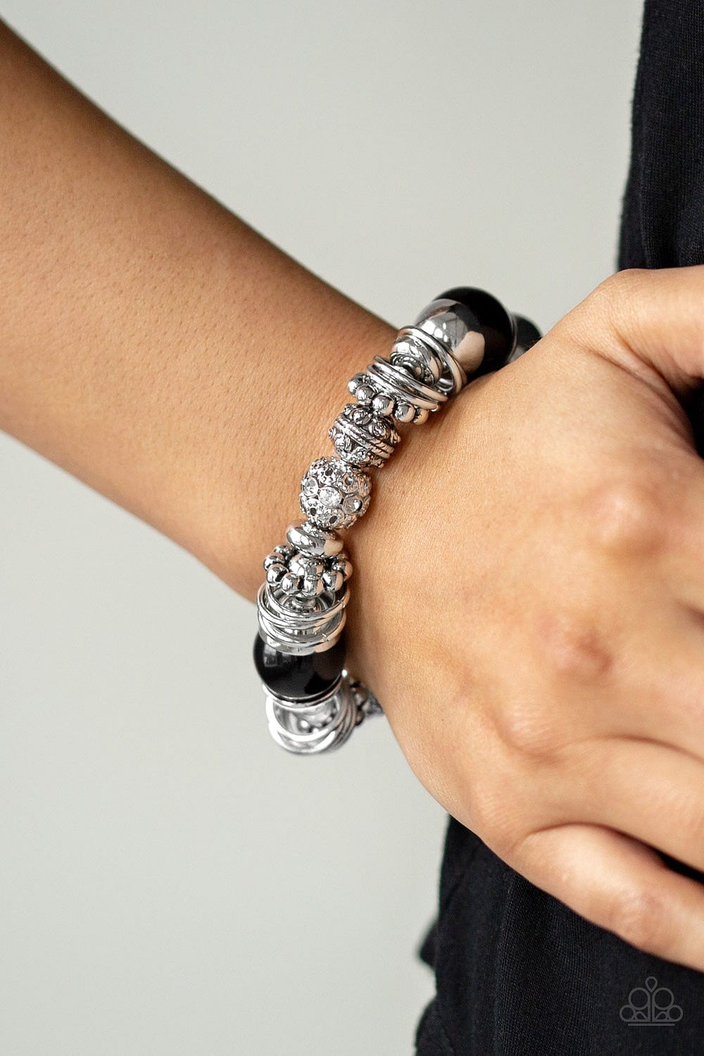 Paparazzi Accessories Bracelet Uptown Tease - Black