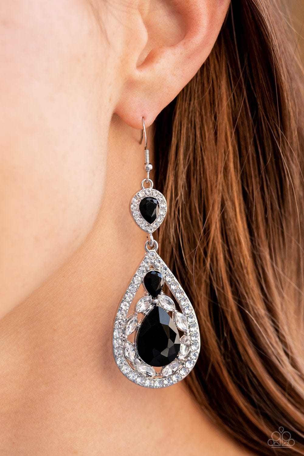 Paparazzi Accessories Earring Posh Pageantry - Black