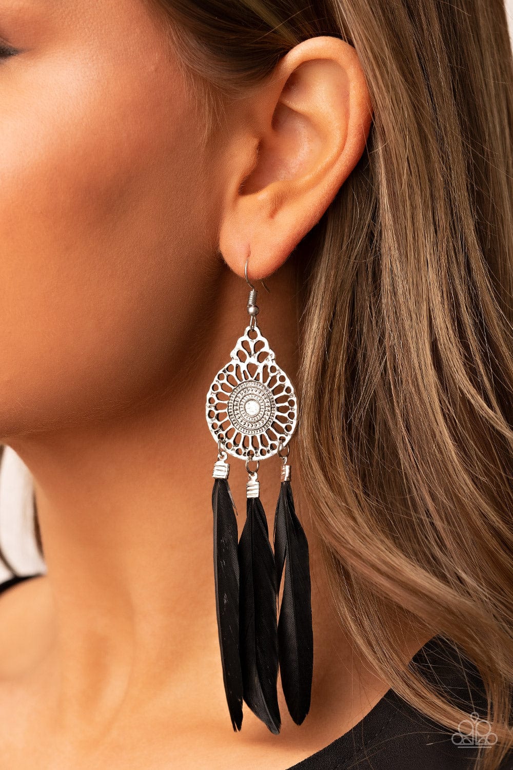 Paparazzi Accessories Earring Pretty in PLUMES - Black