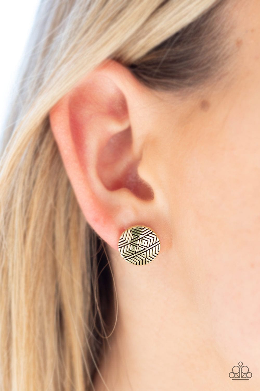 Paparazzi Accessories Earrings Bright As A Button - Brass