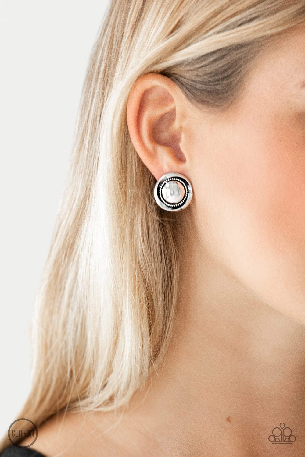 Paparazzi Accessories Earrings Out Of This Galaxy - Silver