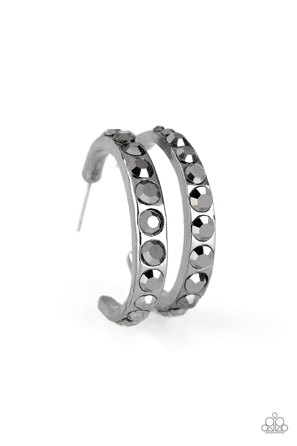 Paparazzi Accessories Earrings Welcome To Glam Town - Black