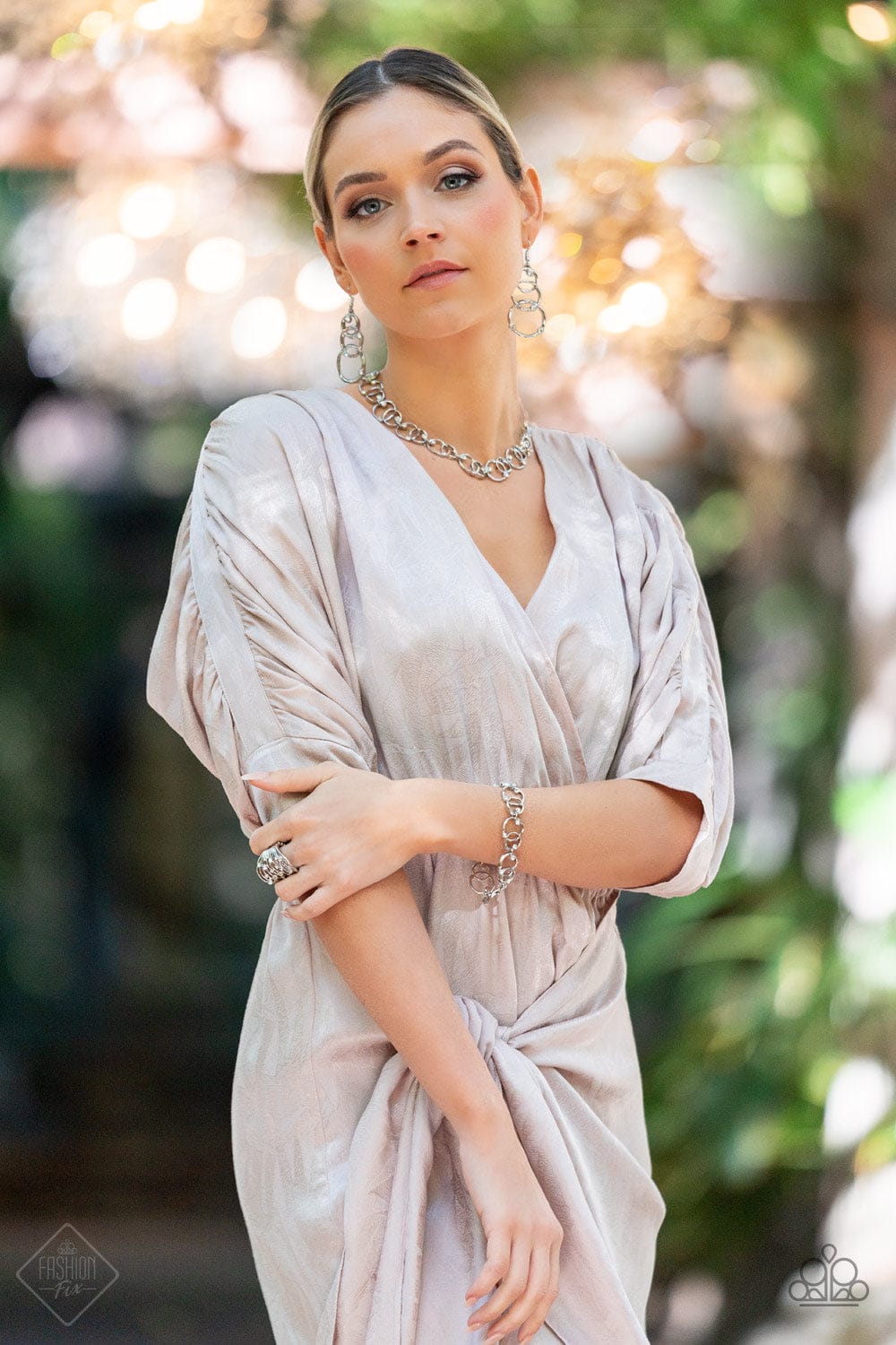 Paparazzi Accessories Fashion Fix Sets Fiercely 5th Avenue - Complete Trend Blend