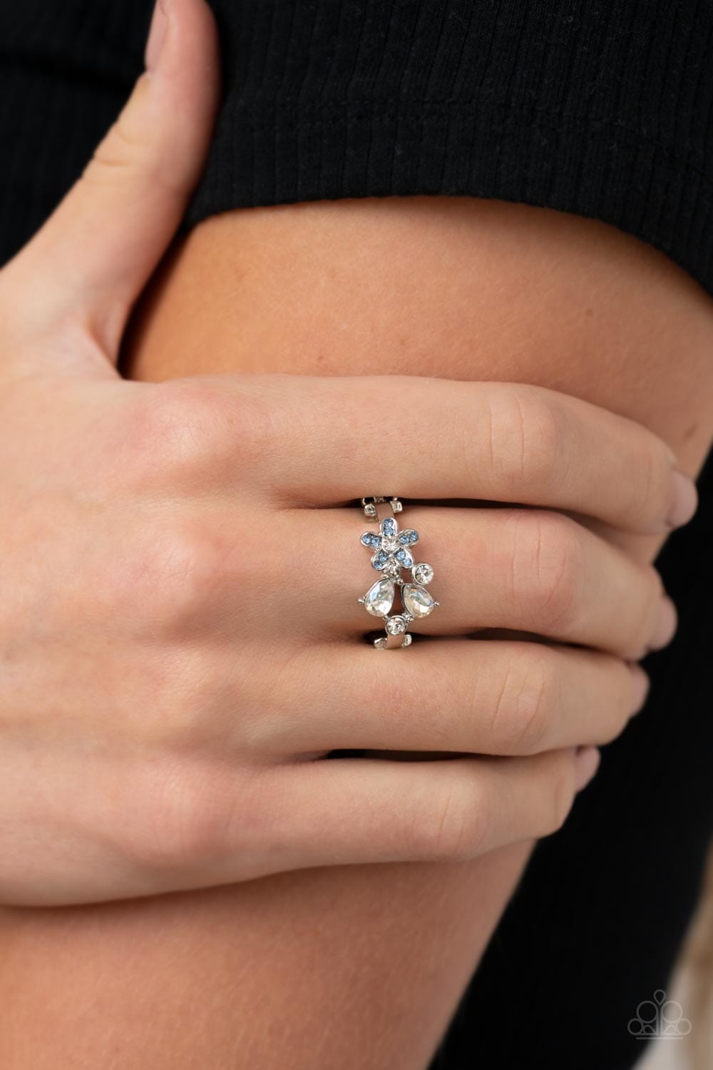 Paparazzi Accessories Jewelry Enchanting Efflorescence - Blue