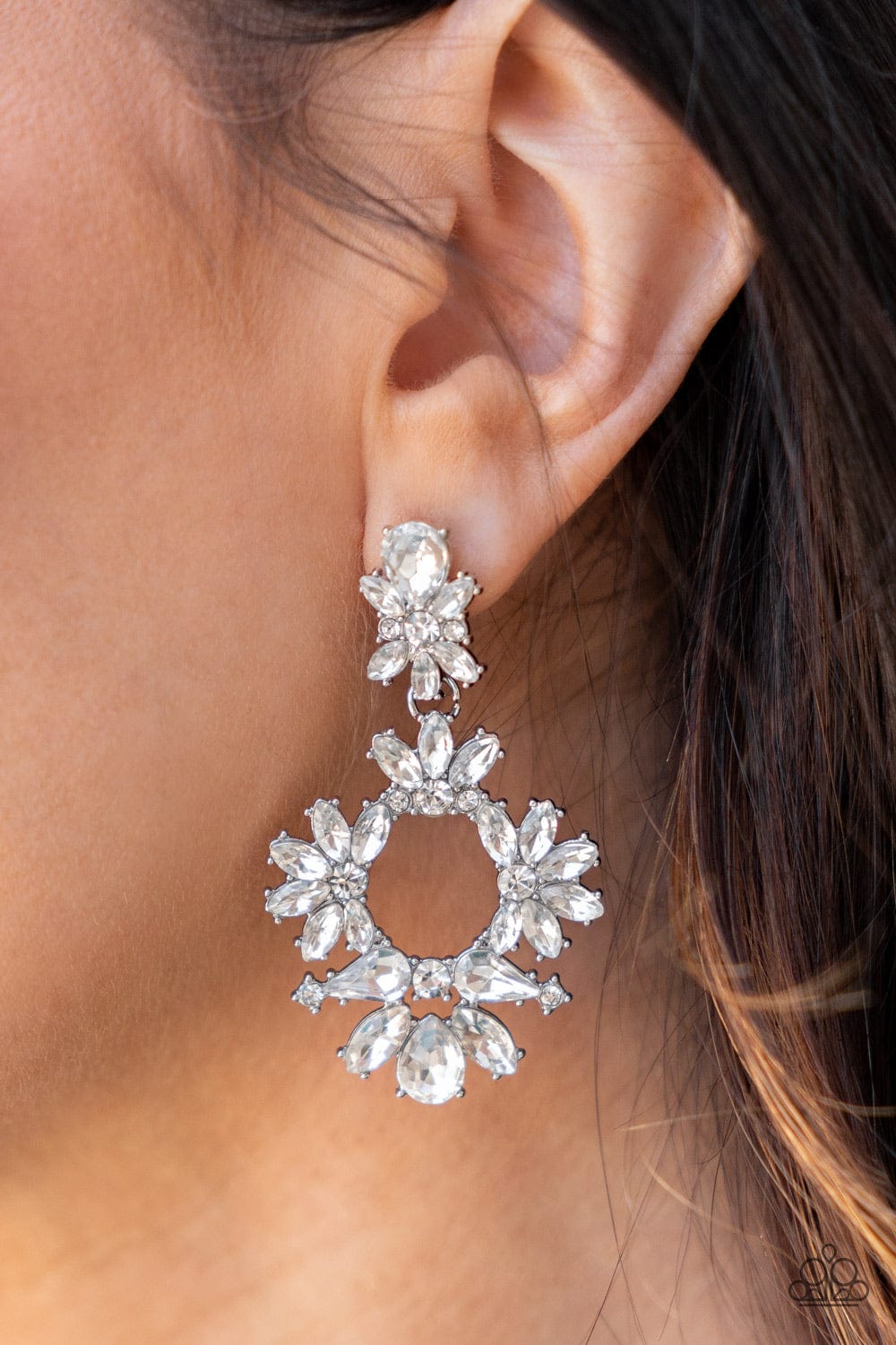Paparazzi Accessories Jewelry Leave them Speechless - White