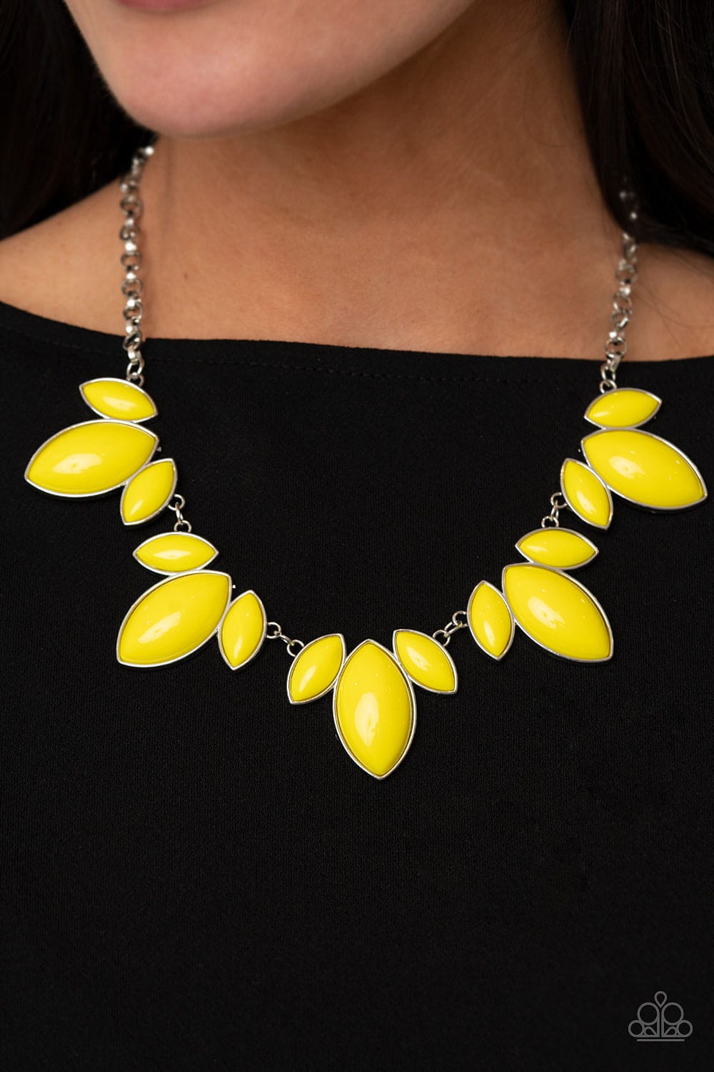 Paparazzi Accessories Jewelry Viva La Vacation - Yellow