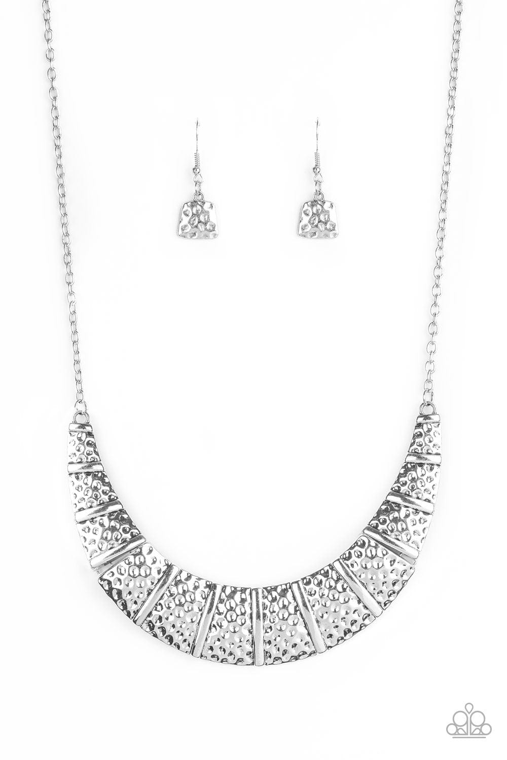 Paparazzi Accessories Necklace Metallic Mechanics - Silver