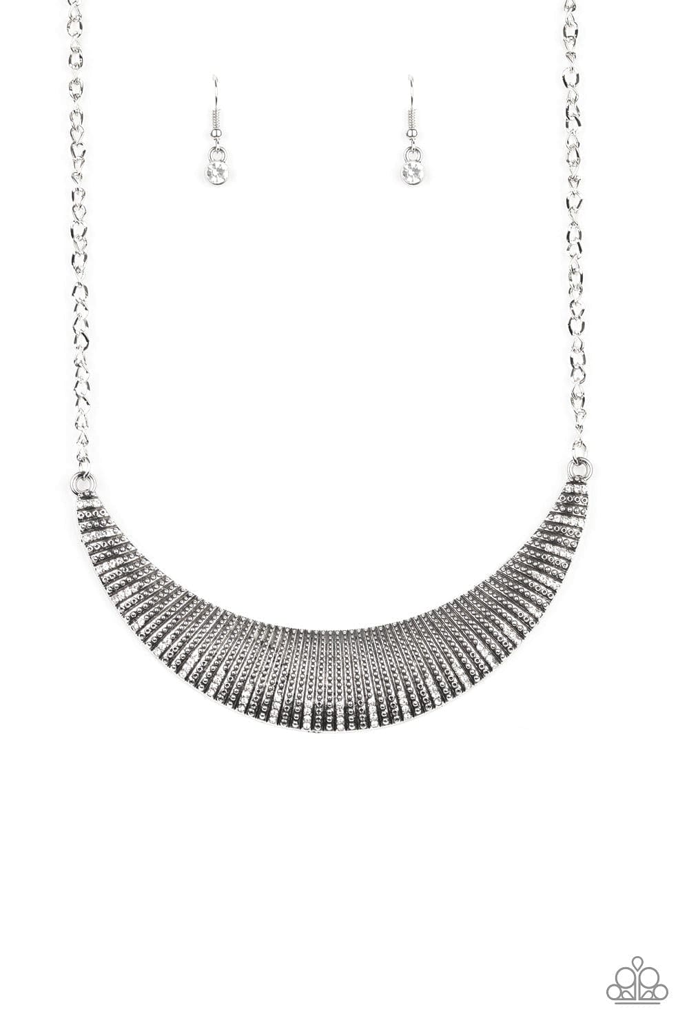 Paparazzi Accessories Necklace Modern Day Moonshine - White