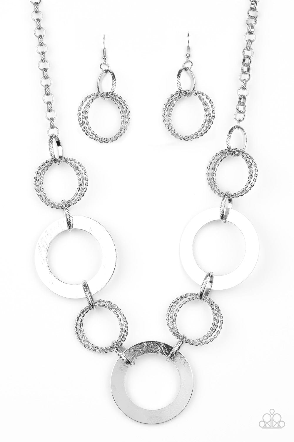Paparazzi Accessories Necklace Ringed in Radiance - Silver