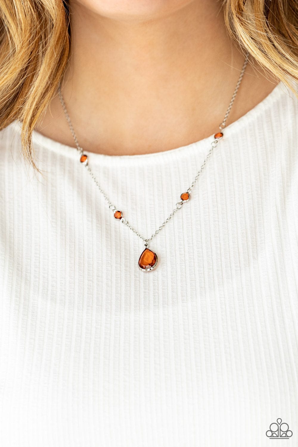 Paparazzi Accessories Necklace Romantic Rendezvous - Brown