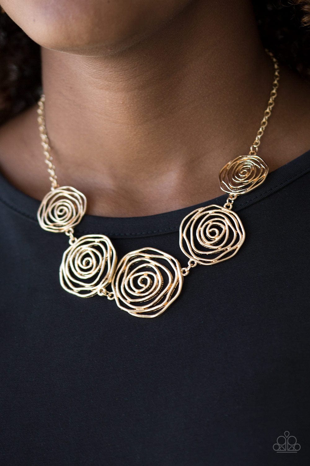 Paparazzi Accessories Necklace Rosy Rosette - Gold