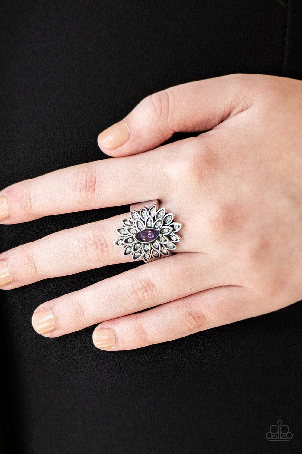 Paparazzi Accessories Ring Blooming Fireworks - Purple