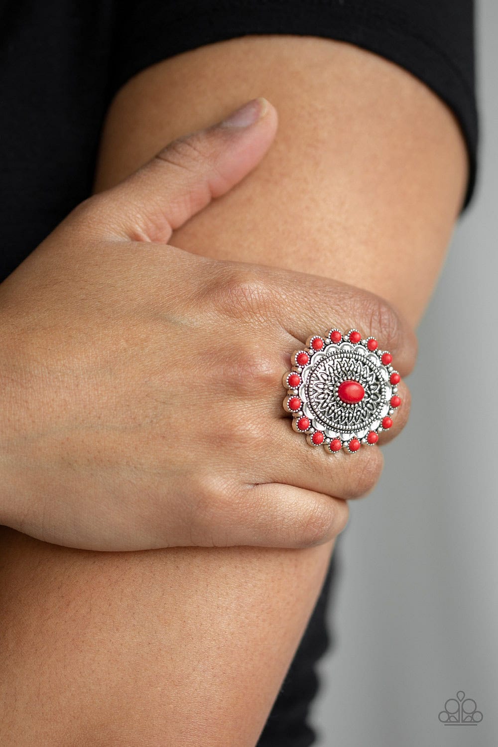 Paparazzi Accessories Ring Mesa Mandala - Red