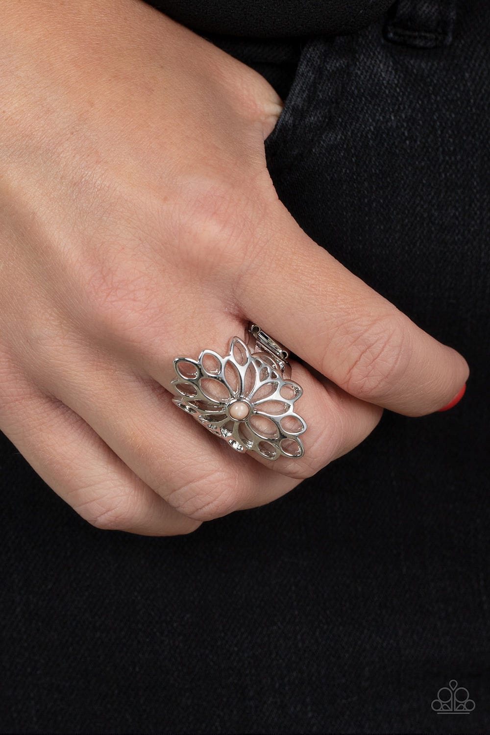 Paparazzi Accessories Ring Perennial Daydream - Brown