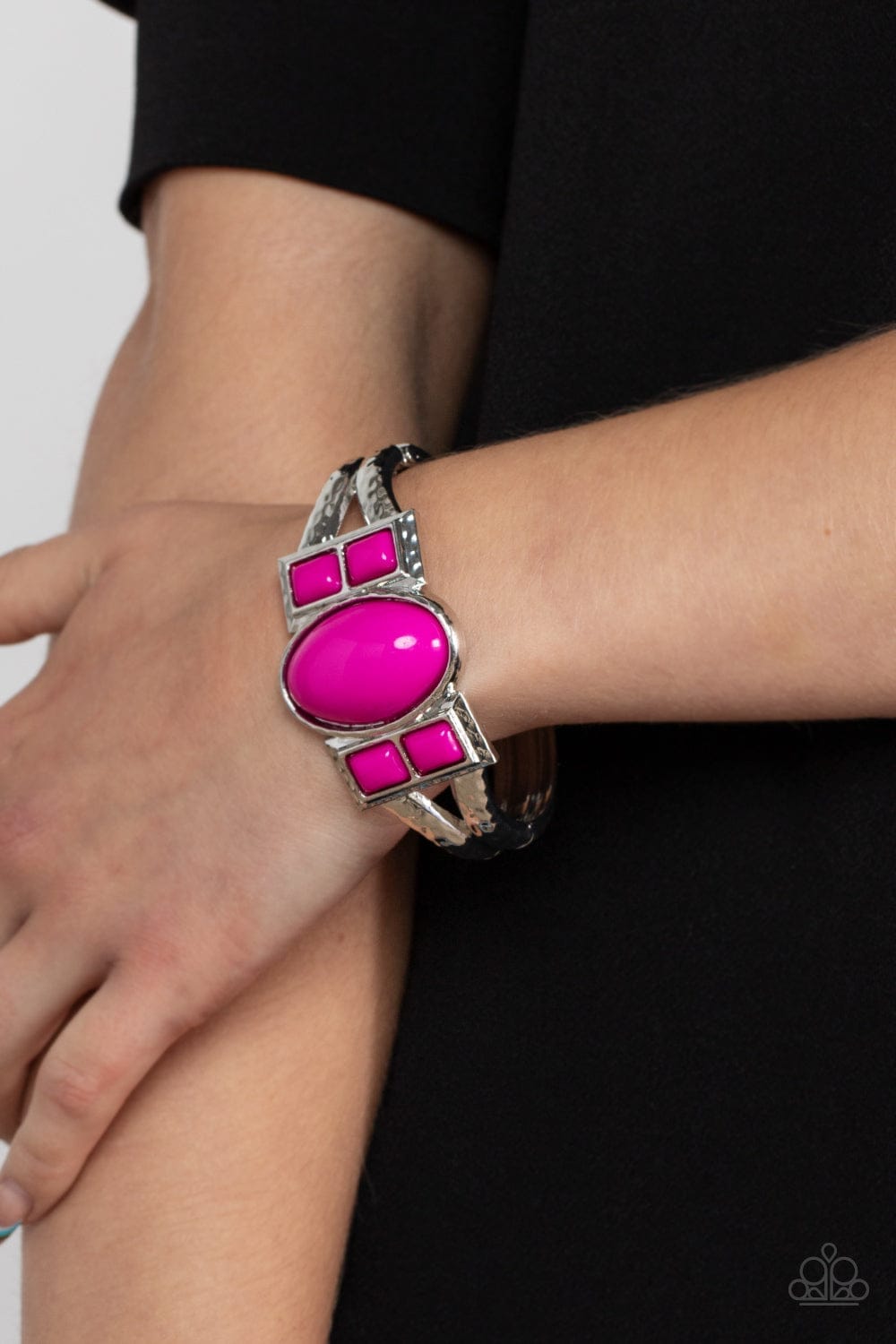 Paparazzi Accessories Bracelet A Touch of Tiki - Pink