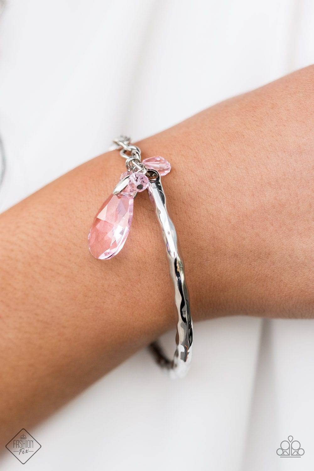 Paparazzi Accessories Bracelet Let Yourself GLOW - Pink