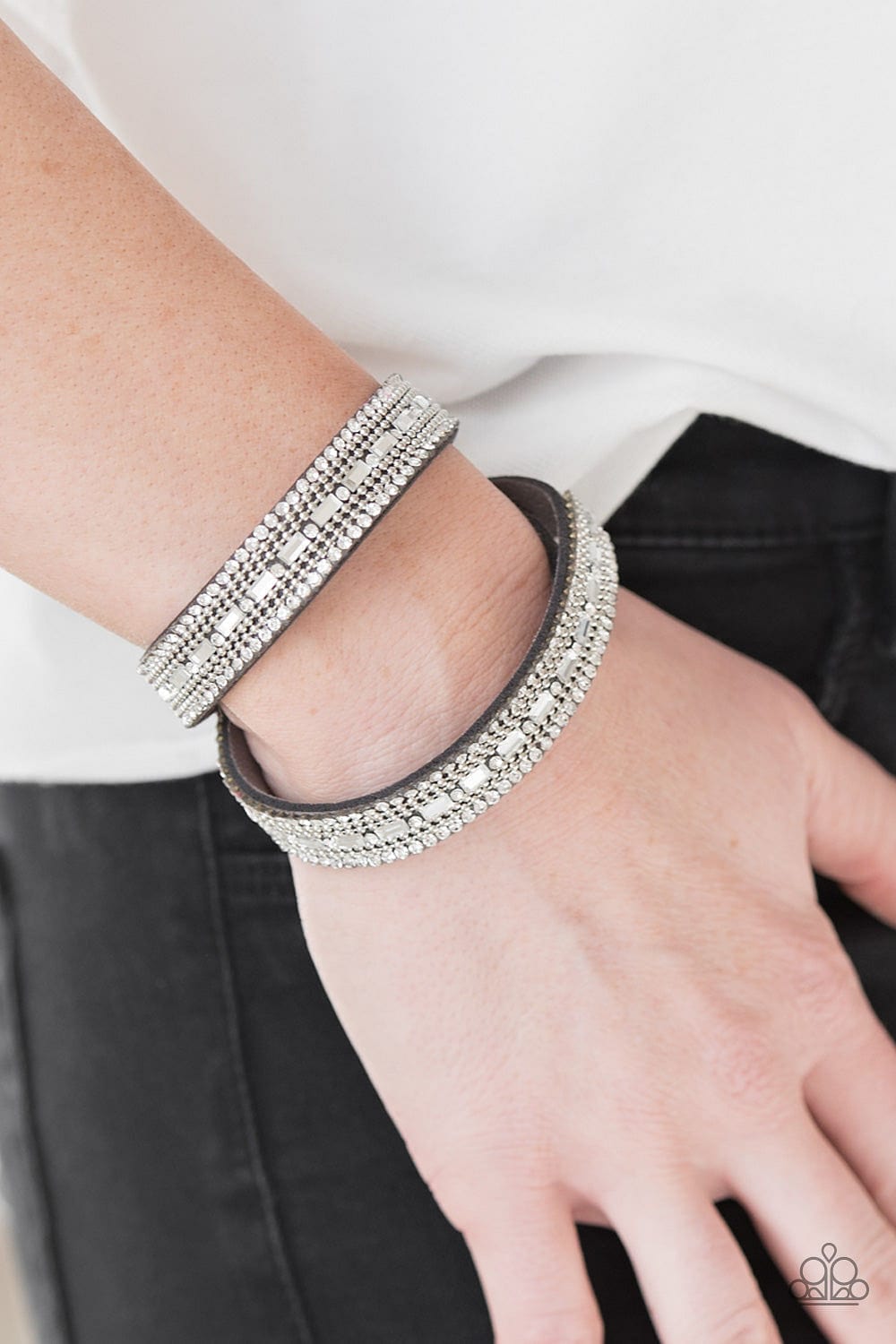 Paparazzi Accessories Bracelet Shimmer and Sass - Silver
