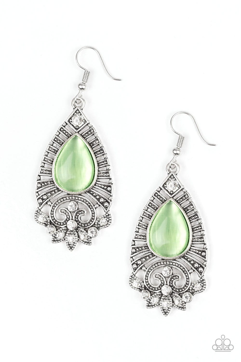 Paparazzi Accessories Earring Majestically Malibu - Green