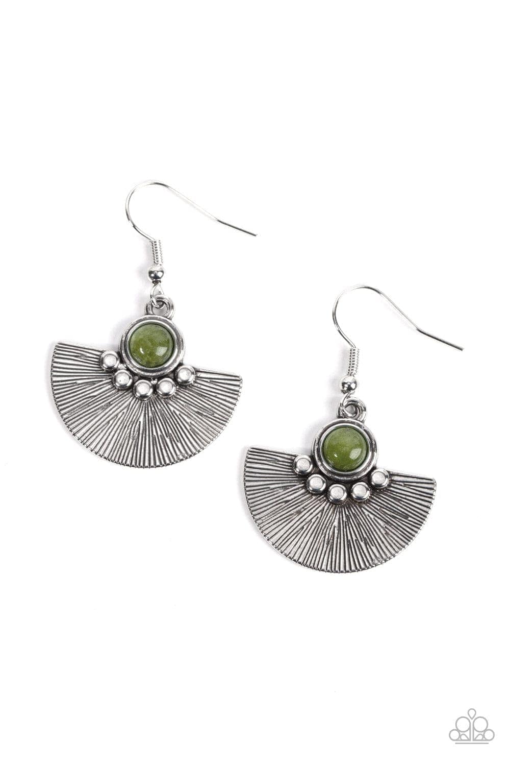 Paparazzi Accessories Earring Manifesting Magic - Green