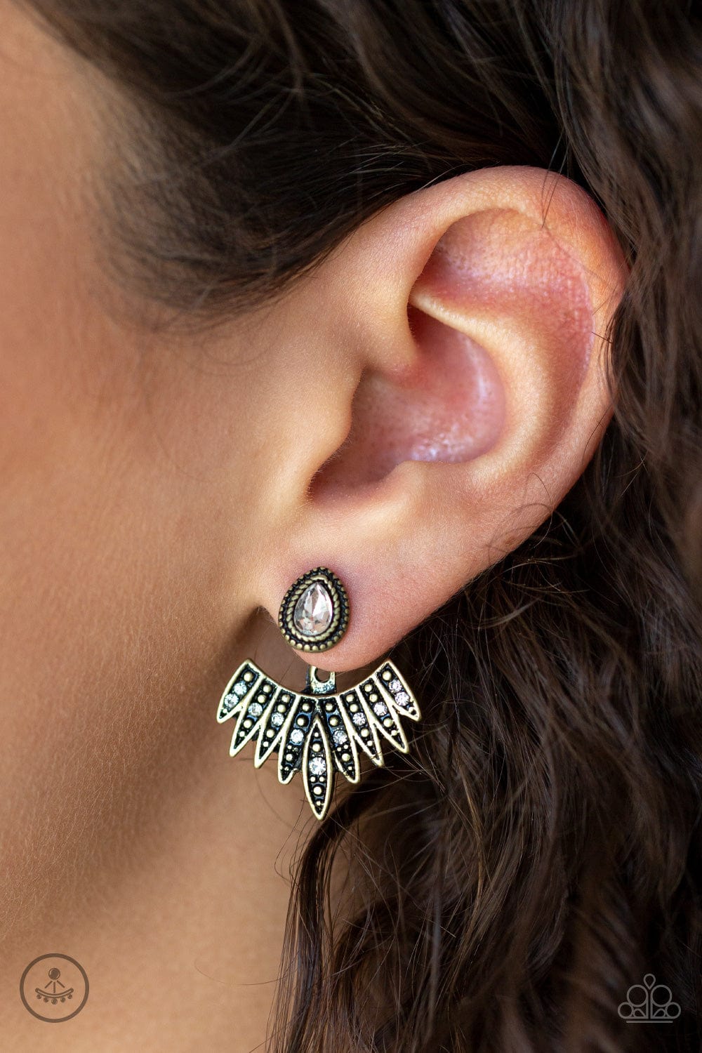 Paparazzi Accessories Earring Wing Fling - Brass