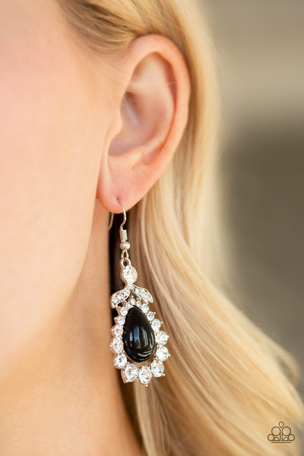 Paparazzi Accessories Earrings Award Winning Shimmer - Black