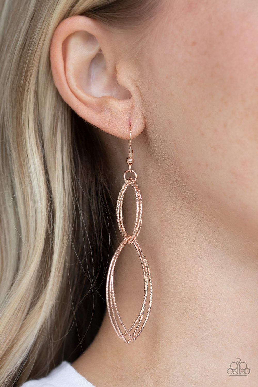 Paparazzi Accessories Earrings Endless Echo - Rose Gold