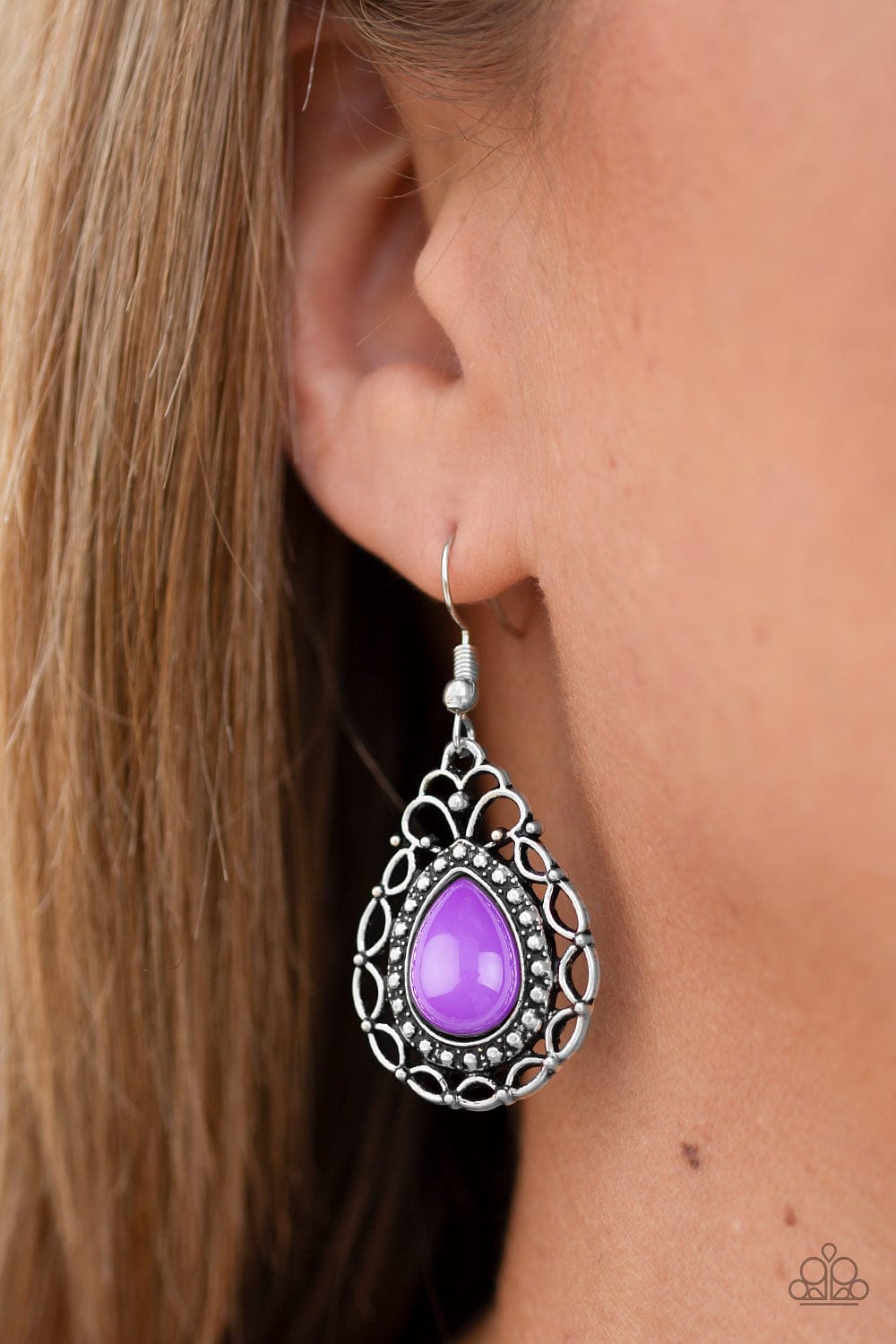 Paparazzi Accessories Earrings Flirty Finesse - Purple