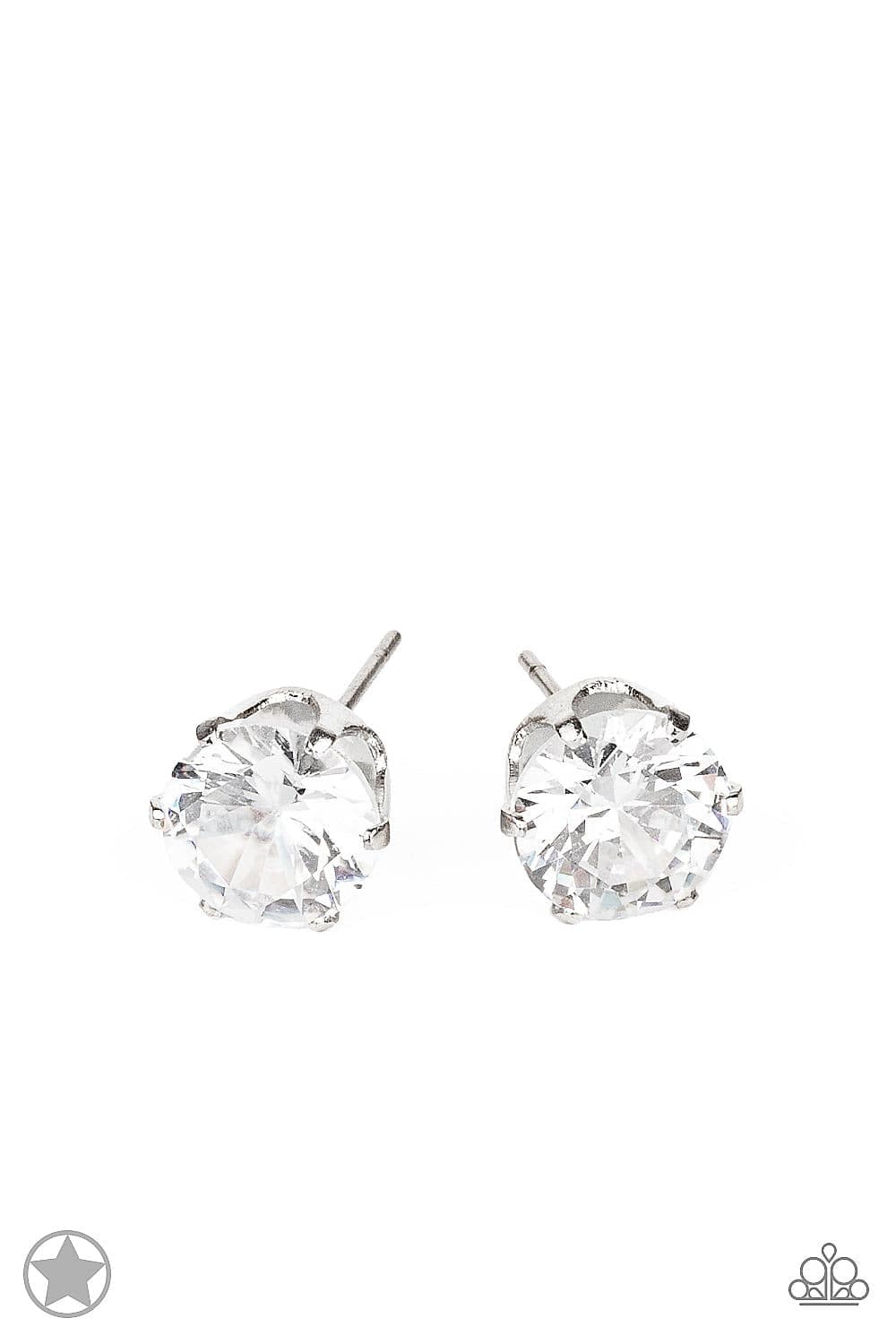 Paparazzi Accessories Earrings Just In TIMELESS - White