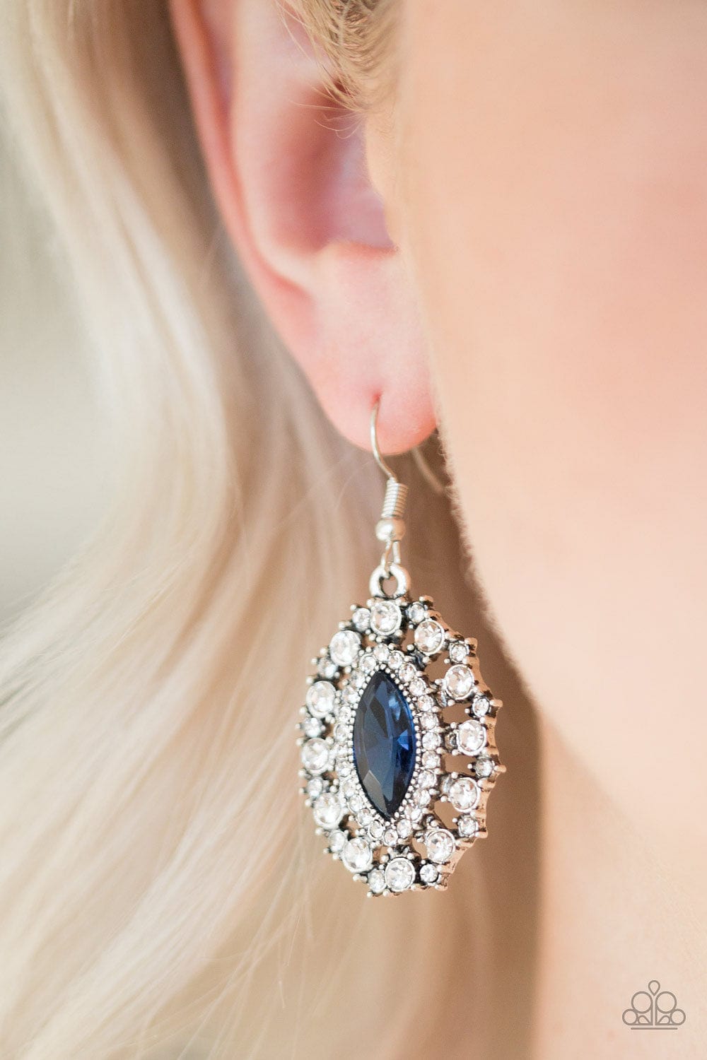 Paparazzi Accessories Earrings Long May She Reign - Blue