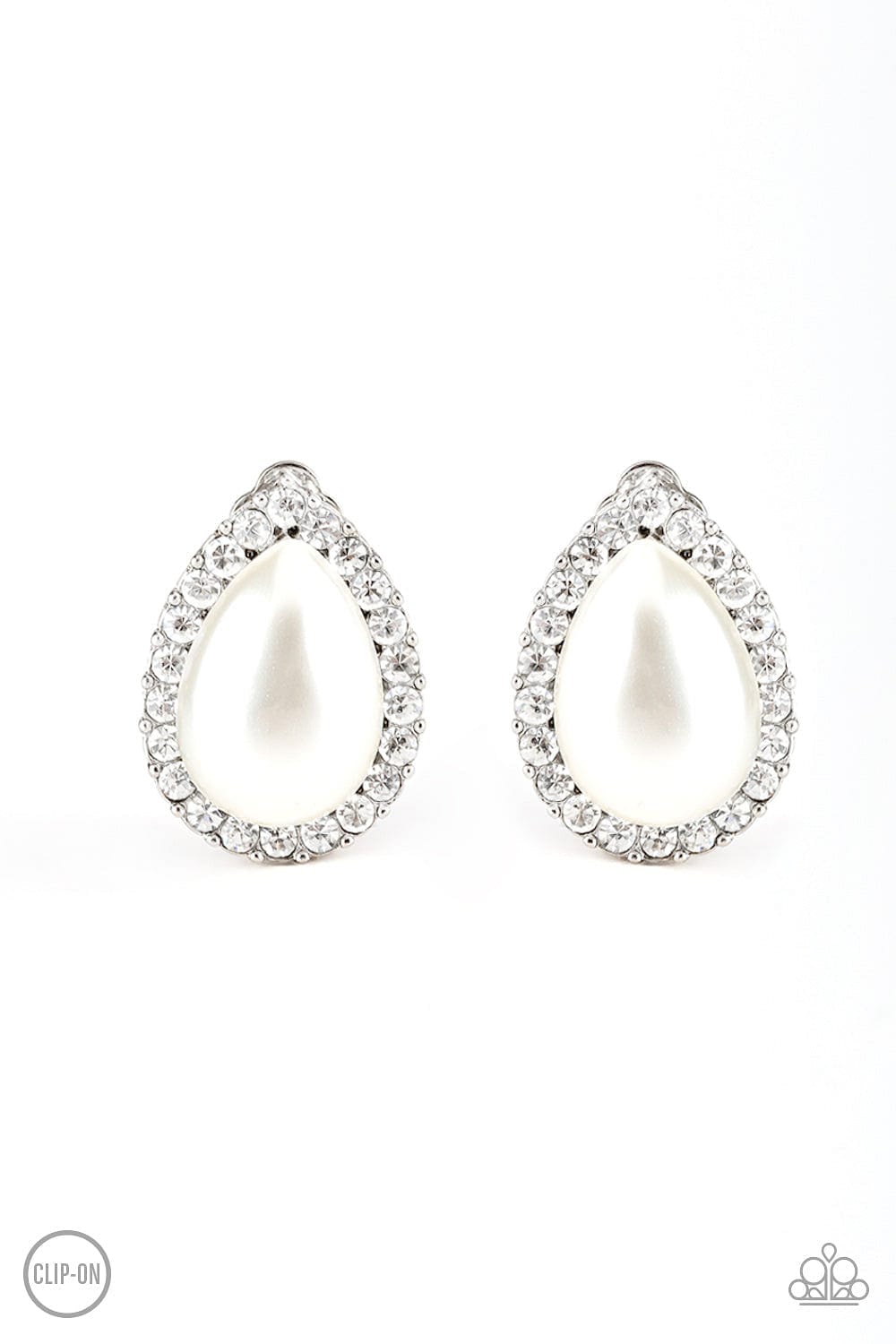 Paparazzi Accessories Earrings Old Hollywood Opulence - White
