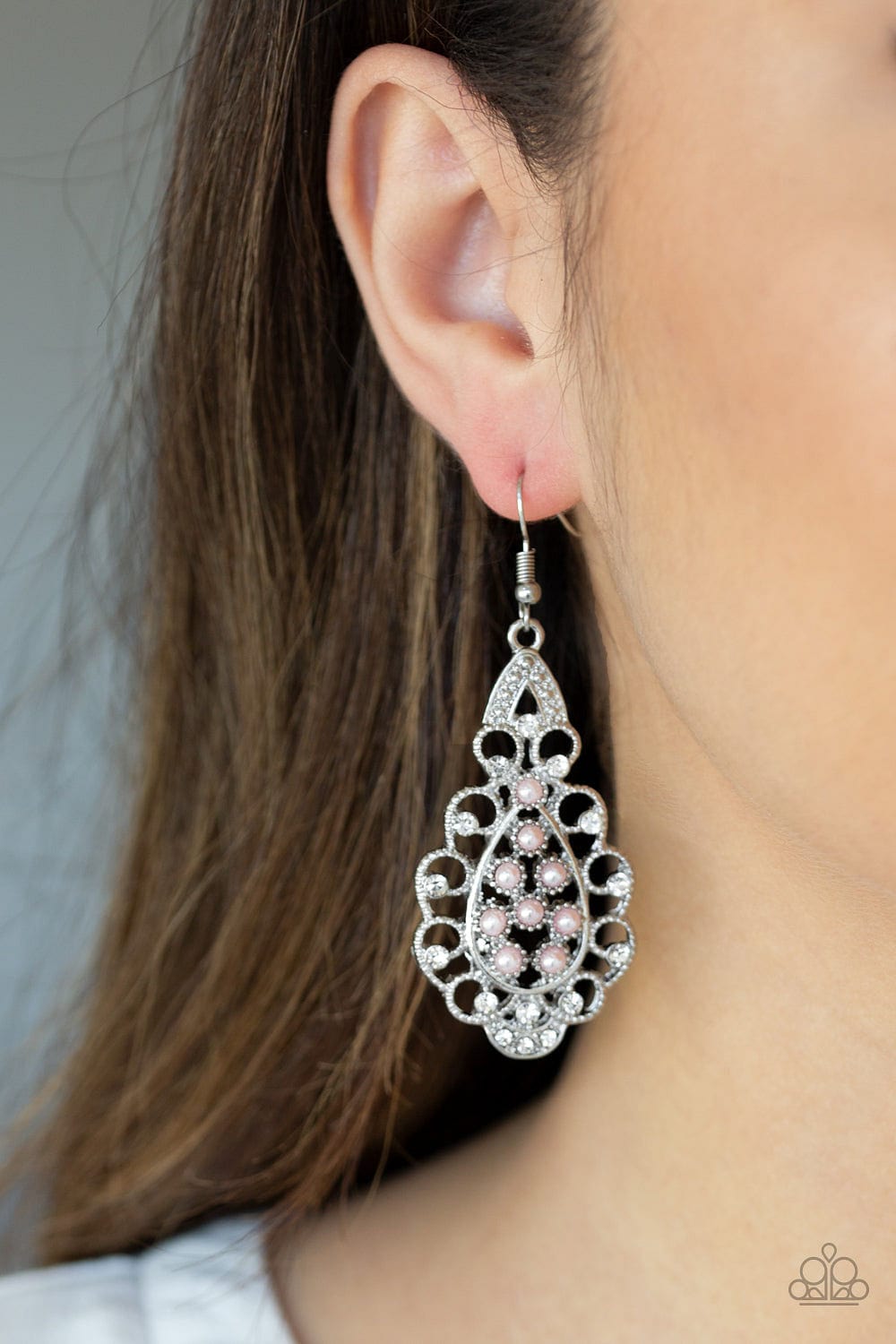 Paparazzi Accessories Earrings Sprinkle On The Sparkle - Pink