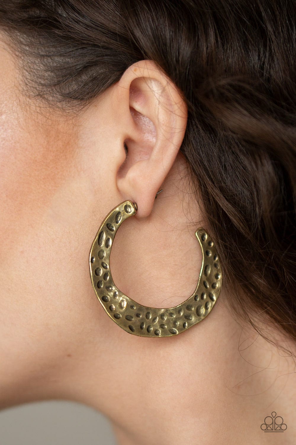 Paparazzi Accessories Earrings The HOOP Up - Brass