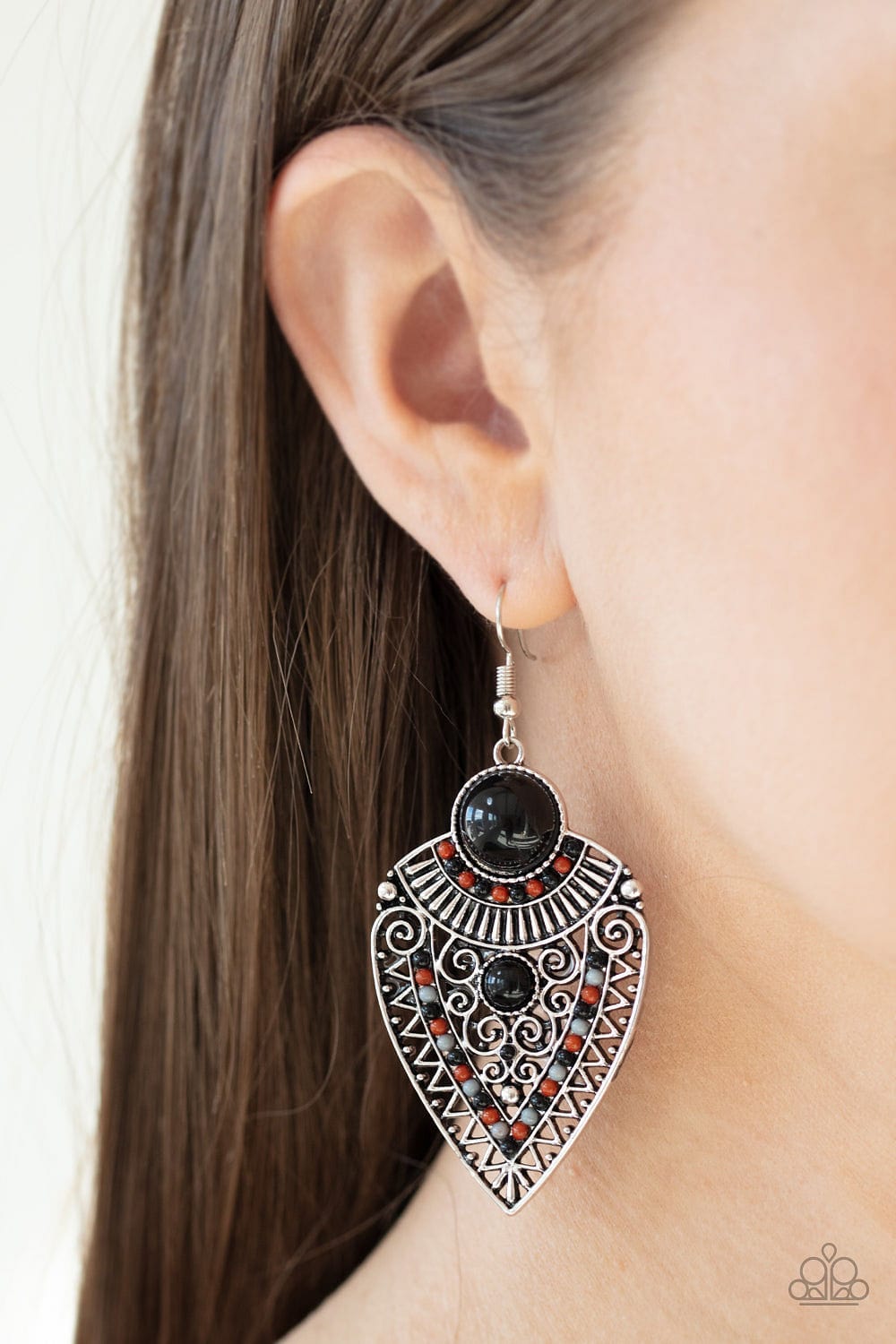Paparazzi Accessories Earrings Tribal Territory - Black