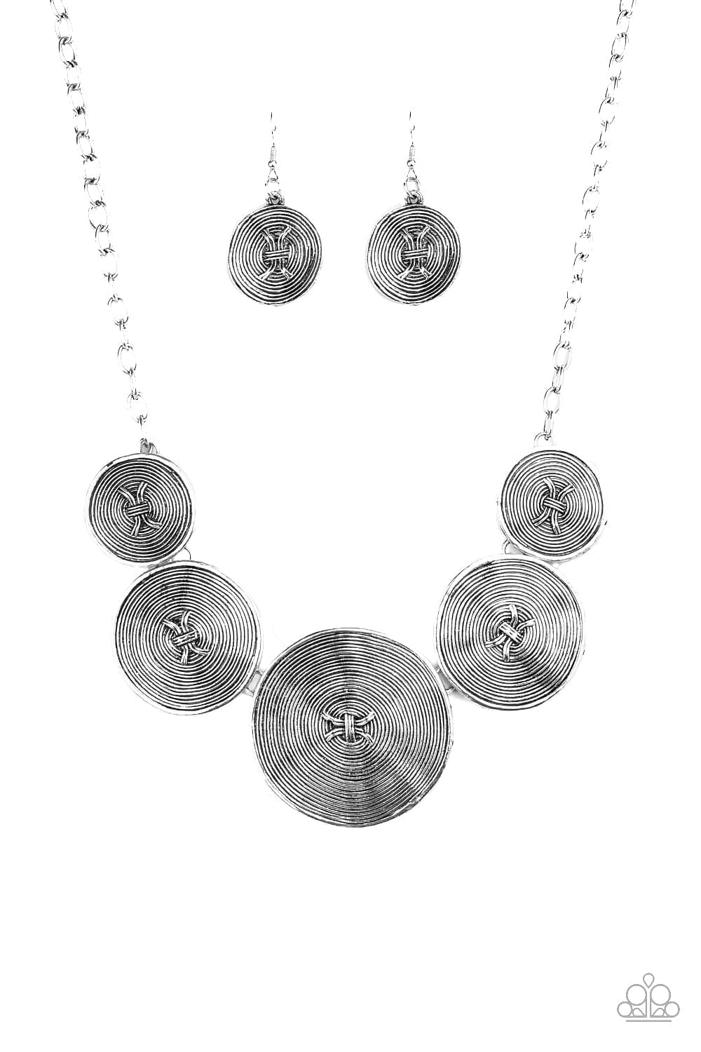 Paparazzi Accessories Necklace Deserves A Medal - Silver
