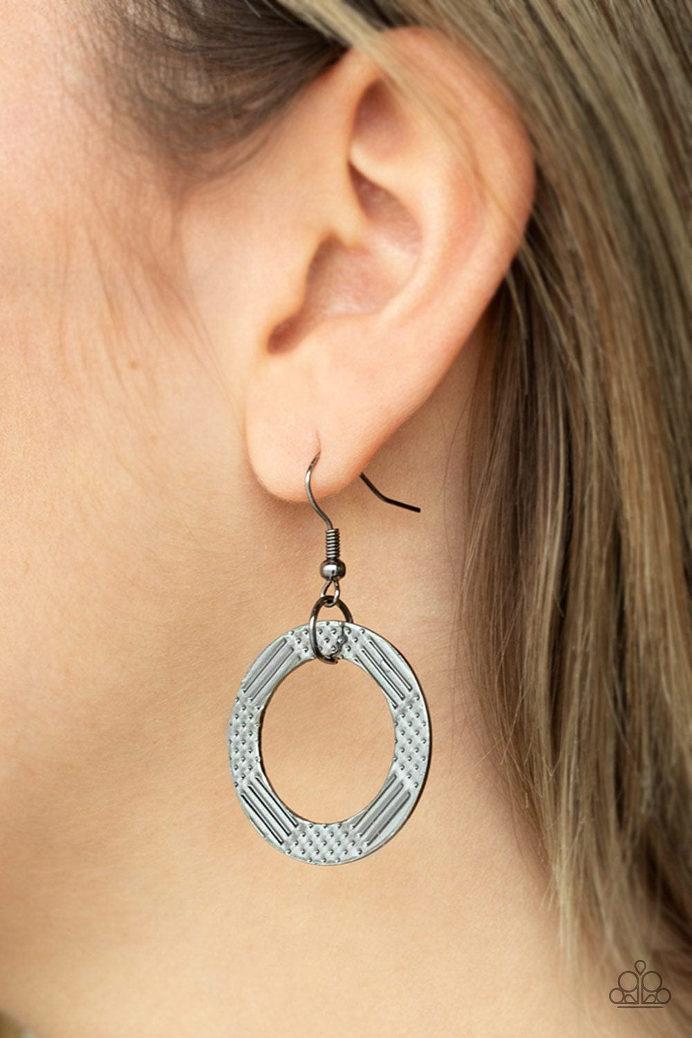 Paparazzi Accessories Necklace The Main Contender - Black