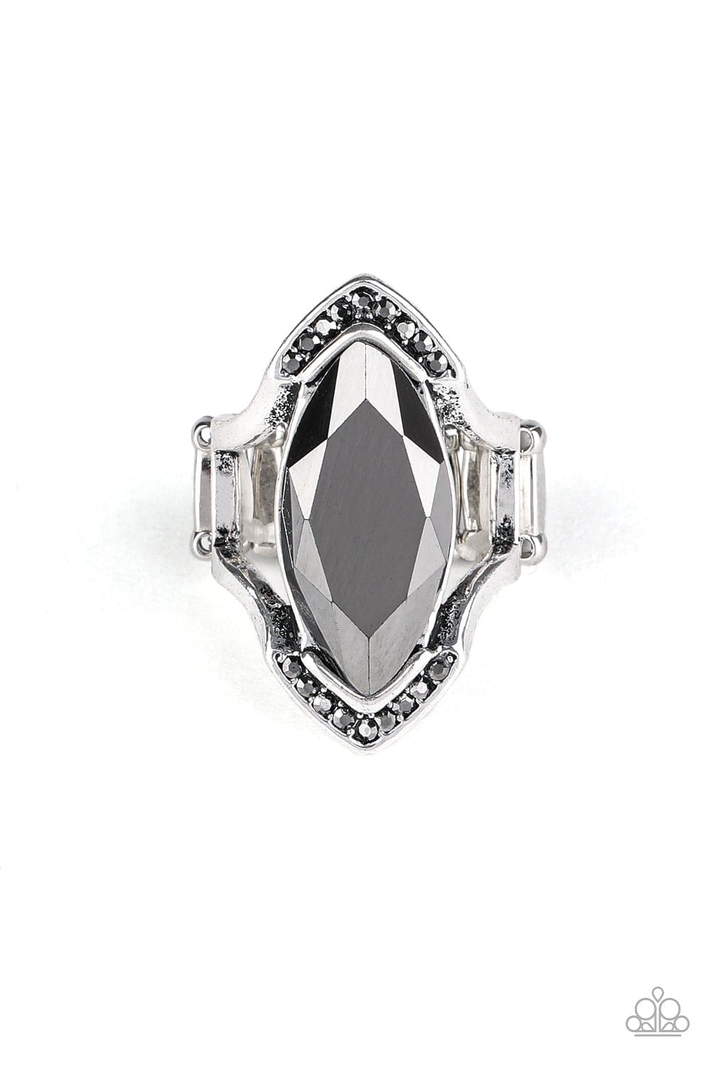 Paparazzi Accessories Ring Leading Luster - Silver